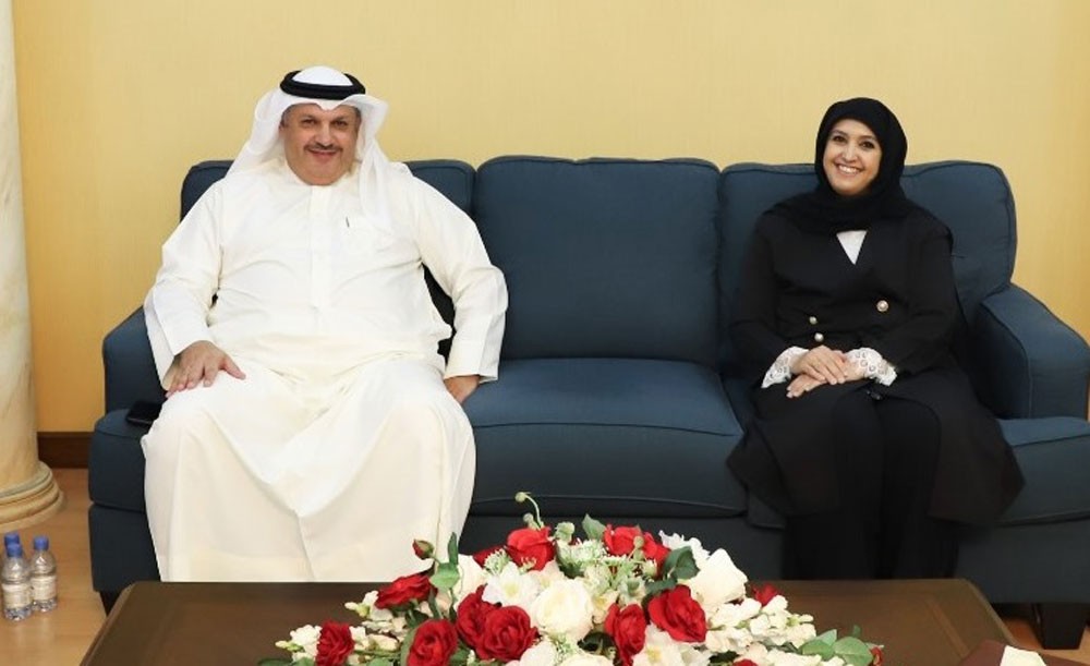 أمين عام مجلس النواب يستقبل وفداً كويتياً برئاسة الشيخة سهيلة الصباح