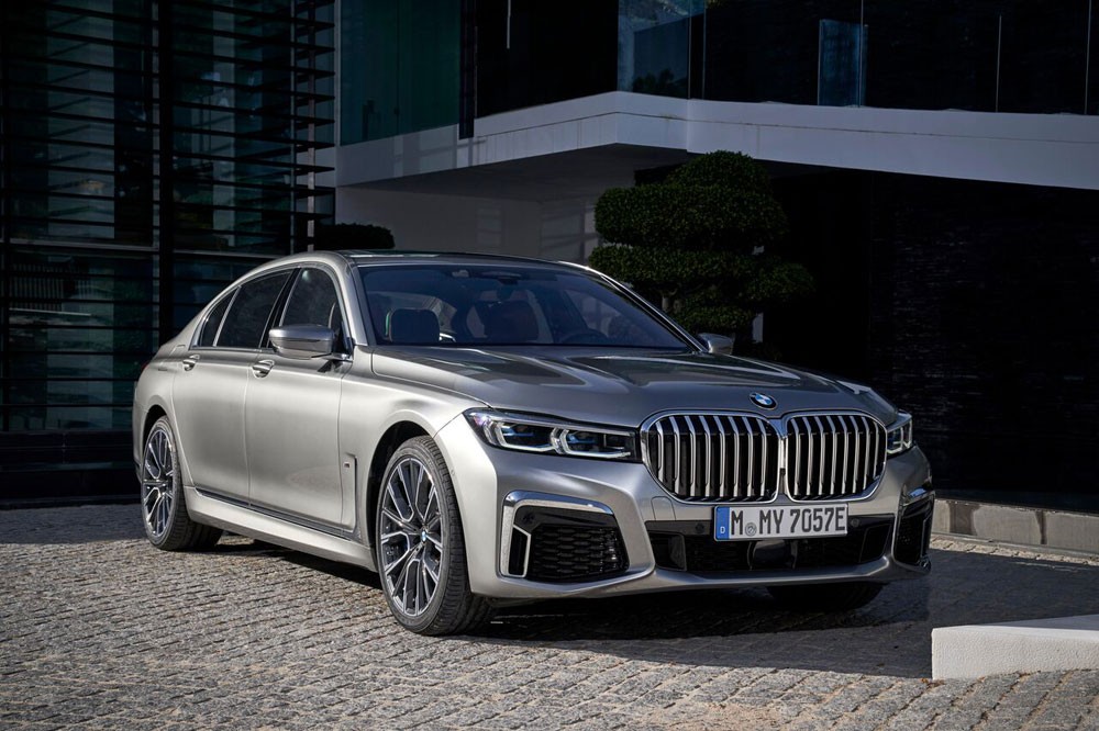 BMW تستعرض طرازاتها الكهربائية في أول معرض مخصص