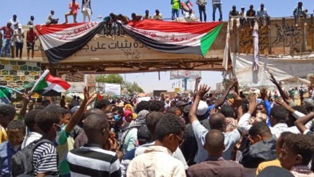 المعارضة السودانية تدعو إلى حل مؤسسات النظام السابق