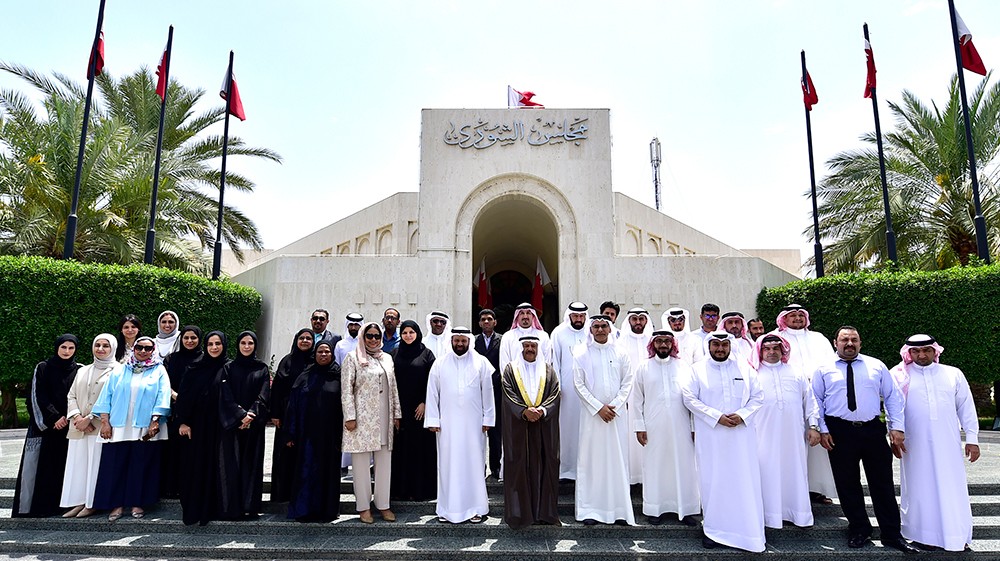 رئيس مجلس الشورى يشيد بإسهامات منتسبي الأمانة العامة للمجلس