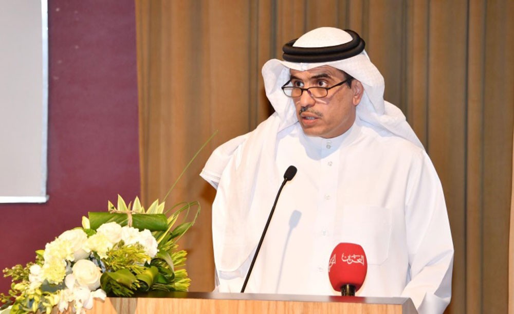 وزير الإعلام: إنجازات البحرين شاهدة على الرؤية الحكيمة لجلالة الملك