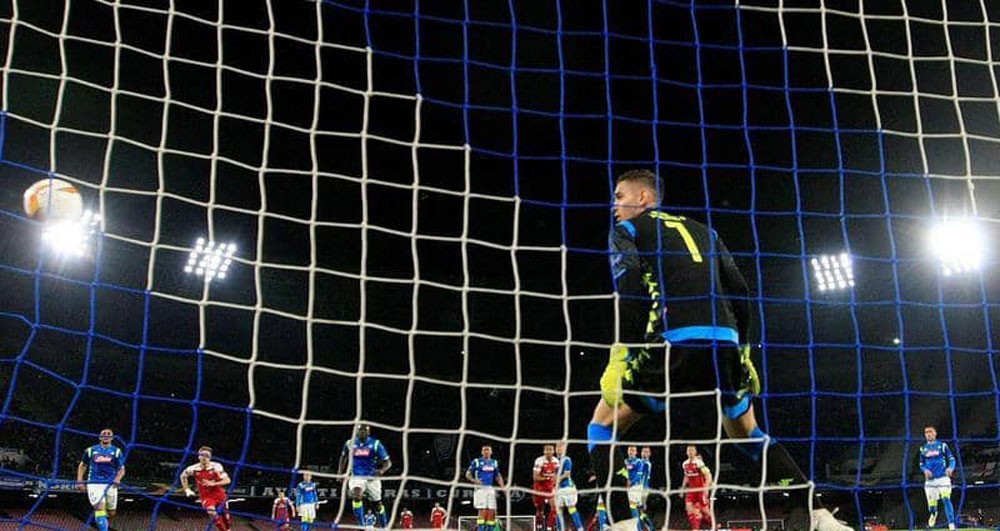 اكتمال المربع الذهبي في يوروبا ليغ
