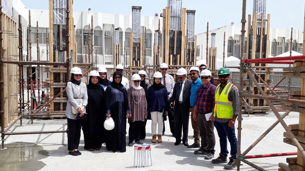 البدء بإنشاء الهيكل الخرساني للمبنى الإضافي بمدرسة المحرق الابتدائية للبنات
