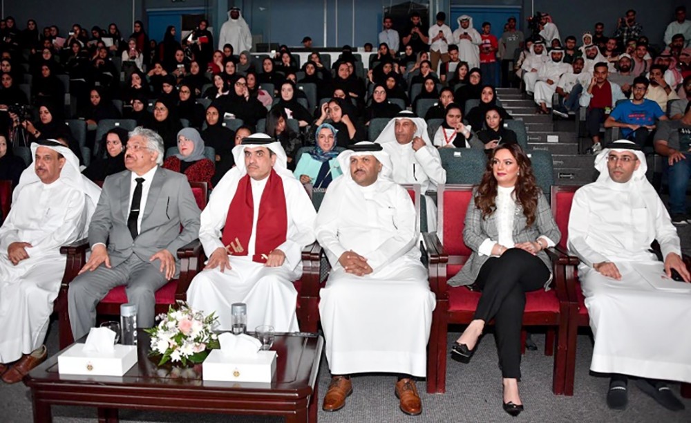 وزير شؤون الإعلام: إبداعات الشباب البحريني تعزز فاعلية إعلامنا الوطني
