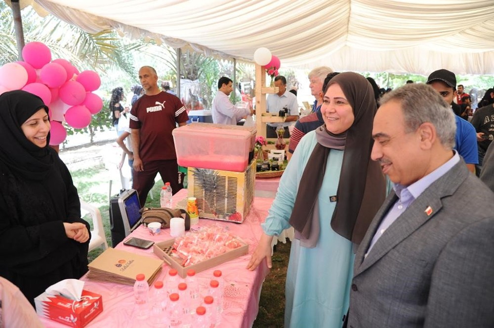 انطلاق مهرجان التوت المصاحب لسوق المزارعين بالحديقة النباتية صباح اليوم