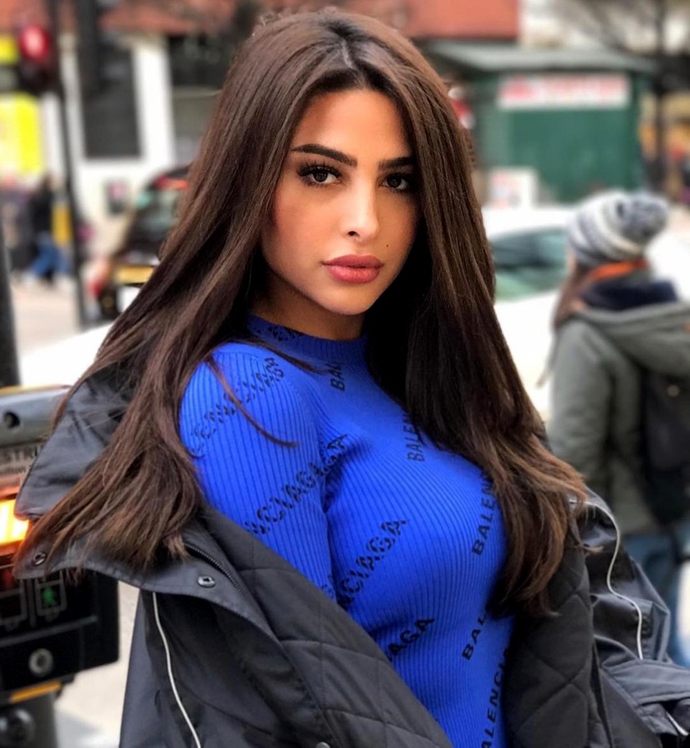 فوز الفهد تُنافس الغرب بإطلاق ماركة تجميل