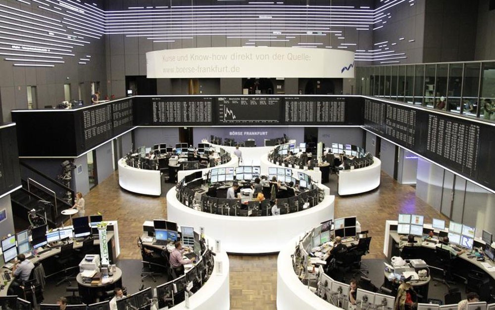 أسهم أوروبا تهبط مع بدء موسم نتائج الشركات