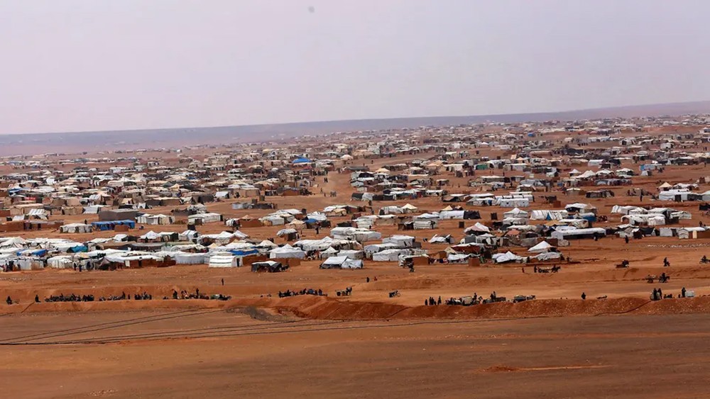 أكثر من 7000 شخص غادروا مخيم الركبان منذ مارس