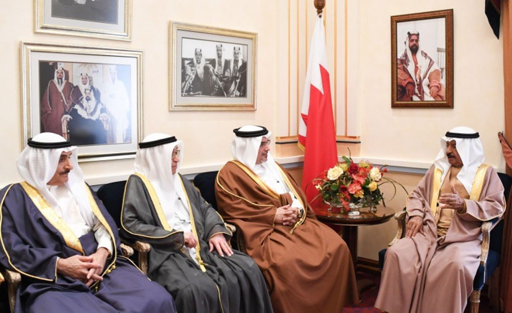 نائب الملك ورئيس الوزراء‎ يشيدان بمواقف أهل البحرين