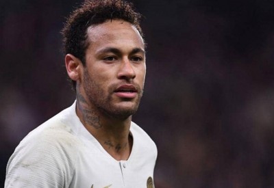  رسالة "واتساب" تفضح نيمار.. وريال مدريد قلب الحديث