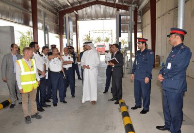 رئيس الجمارك يطلع خلال زيارته لجمارك المنافذ البرية على اختبارات الماسح الضوئي الحديث