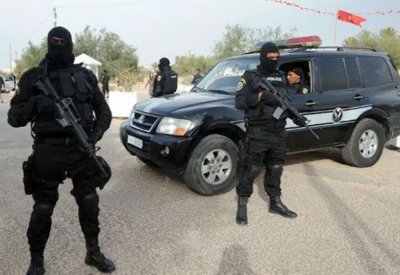 تونس.. الشرطة تقتل متطرفين في سيدي بوزيد
