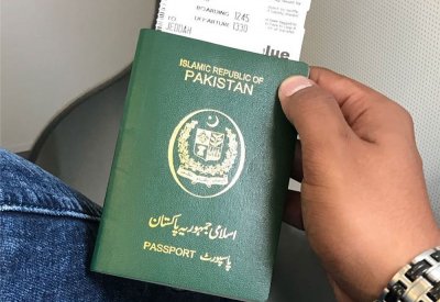 الإيراني المتهم بتزوير جواز باكستاني يدعي تجديده عدة مرات سابقا