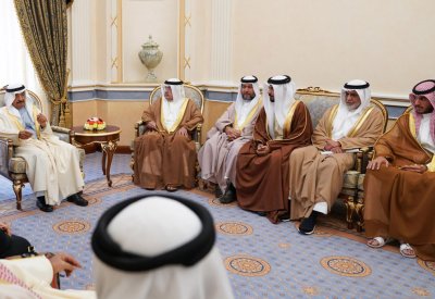 سمو رئيس الوزراء: التعاون بين السلطتين يحقق النجاح والإنجاز وآراء النواب عون للحكومة
