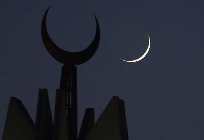  دول عربية تعلن الاثنين أول أيام شهر رمضان