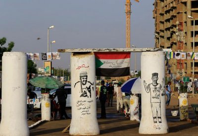 السودان.. "الحرية والتغيير" تلمح إلى خطوات تصعيدية