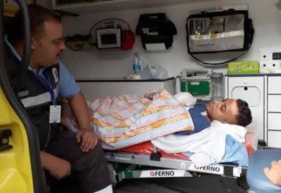 أتذكرون طبيباً مصريا بترت يده وساقه؟ هذا ما حدث له
