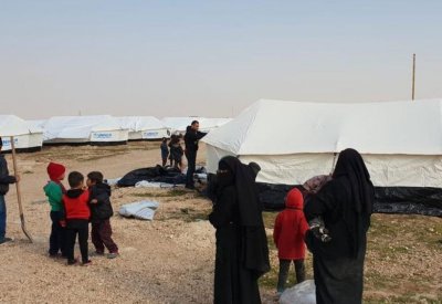 حلب.. صاروخ يودي بحياة 10 فلسطينيين بمخيم النيرب