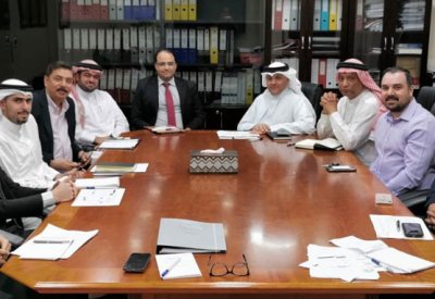 وزارة العمل تنفذ برنامجاً تدريبياً لمنح تراخيص لمشغلي المعدات الثقيلة