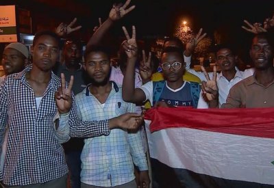 السودان.. إغلاق الطرق المؤدية للتلفزيون بوجه الإعلاميين