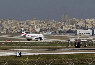  لبنان ينفي ترحيل سوريين قسرا من مطار بيروت