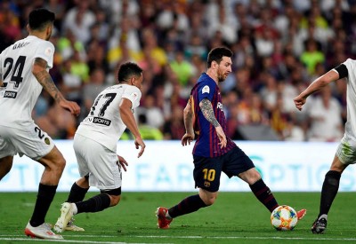  صحيفة إسبانية تكشف ما حدث في حافلة برشلونة بعد خسارة الكأس