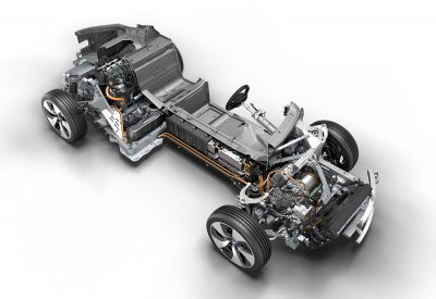 BMW تصنع أفضل المحركات الهجينة