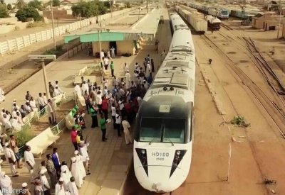  مئات المسافرين "عالقون" بعد إضراب السودان