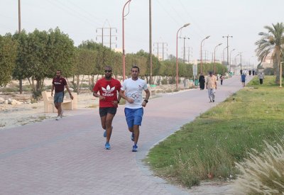 اجواء المشي عصرا في رمضان ممتعة