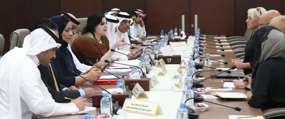 اشراك المجتمع لحماية الشباب من الانخراط في الأعمال الارهابية