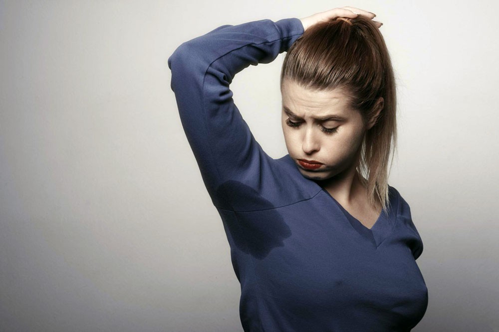 5 نصائح تخفف من "إحراج" التعرق الزائد