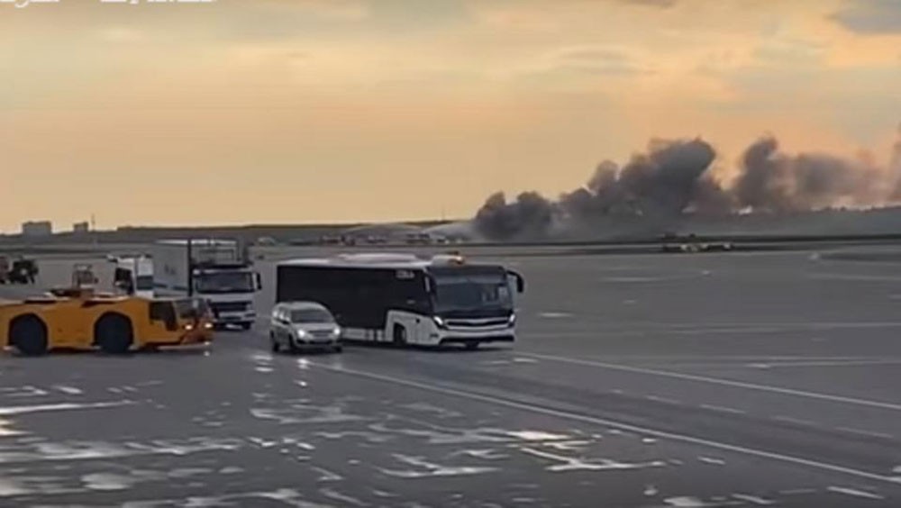 مقتل 13 شخصاً جراء هبوط اضطراري لطائرة روسية في موسكو