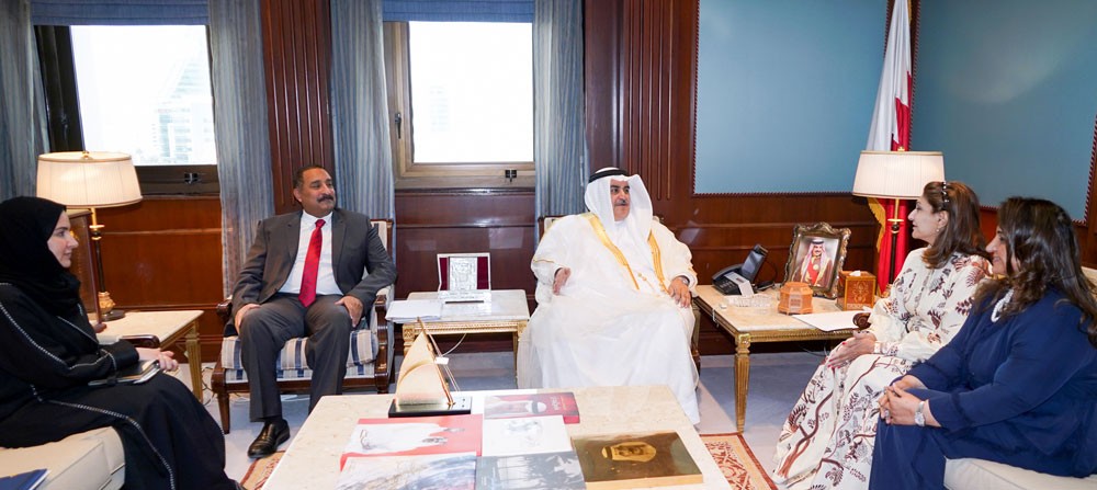 وزير الخارجية يستقبل رئيسة الاتحاد العالمي لصاحبات الأعمال