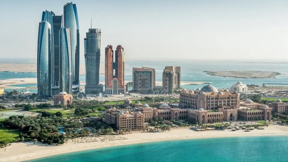 أبوظبي.. أرقام قياسية جديدة بأعداد الزوار