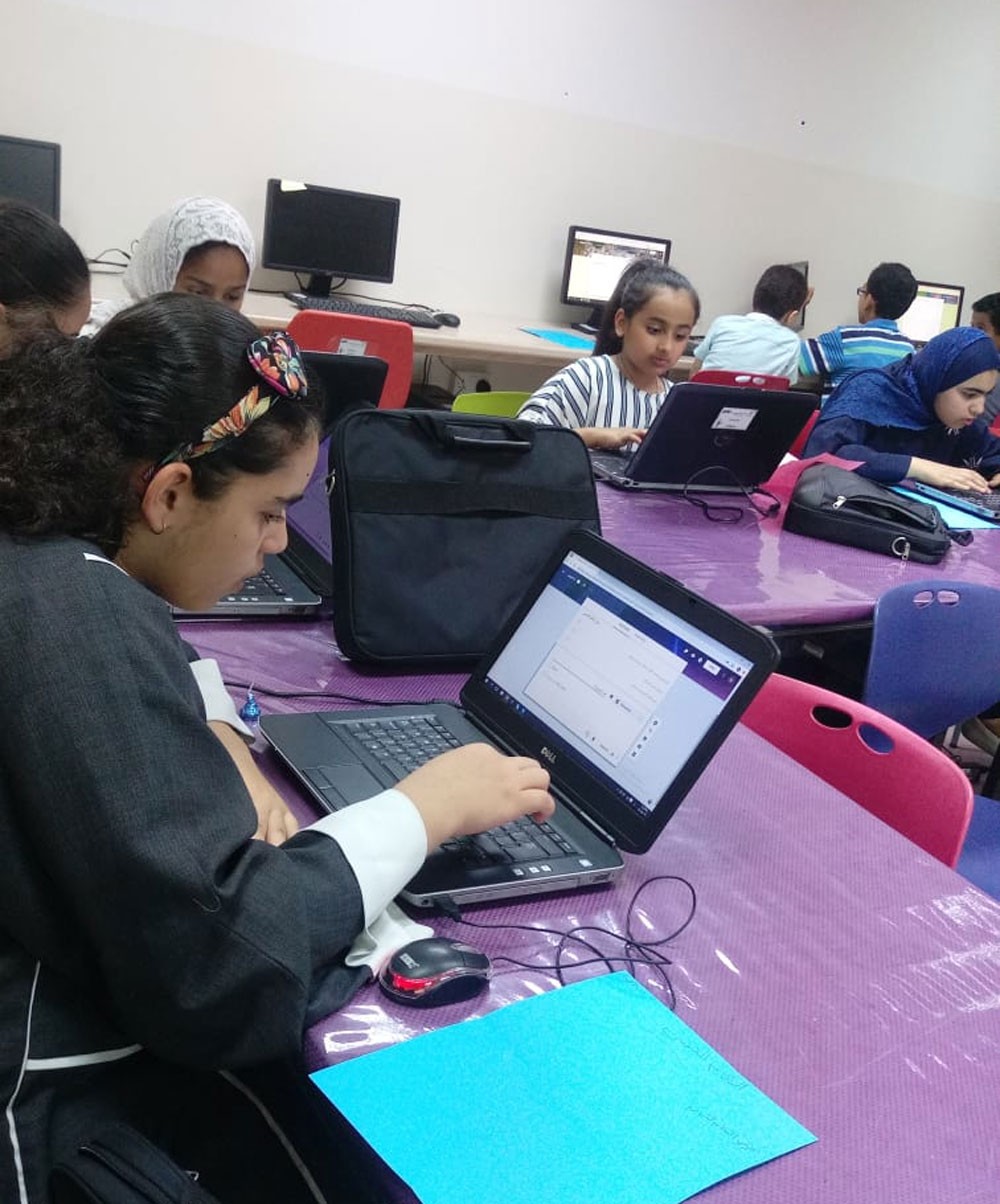 الشباب والتكنولوجيا تقدم ورشة عمل "الاختبارات والمسابقات الالكترونية"