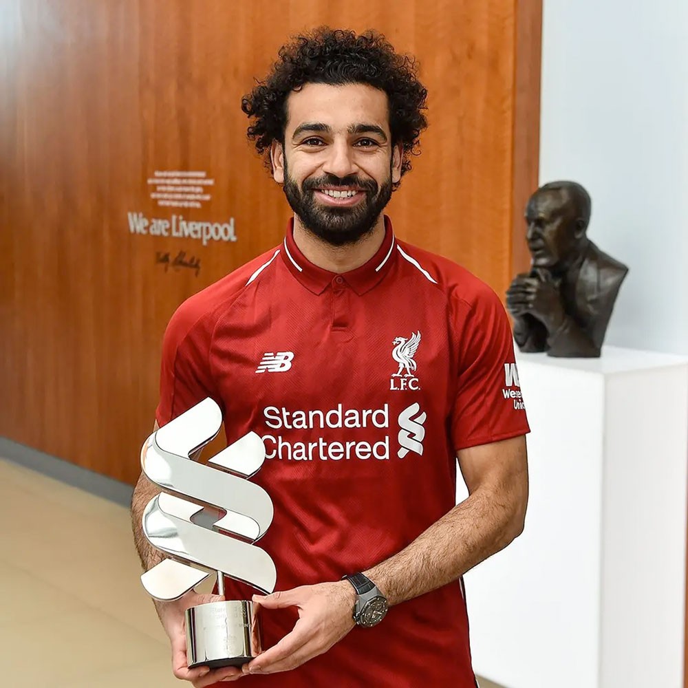 صلاح يفوز بجائزة "لاعب الشهر" في ليفربول