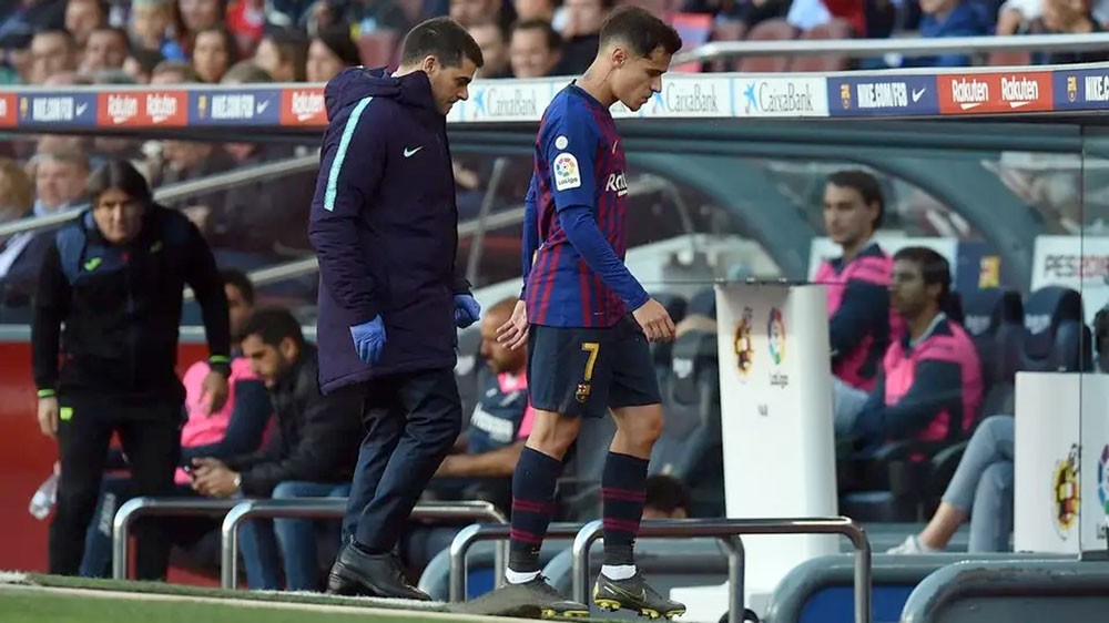 كوتينيو مهدد بالغياب عن برشلونة في نهائي كأس الملك
