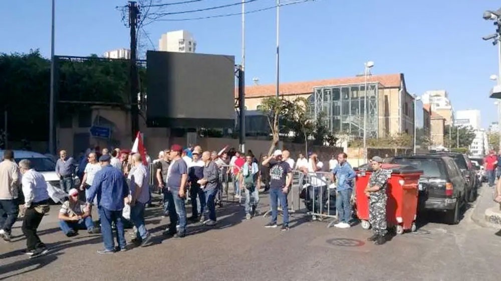 تعليق اعتصام العسكريين المتقاعدين أمام مصرف لبنان