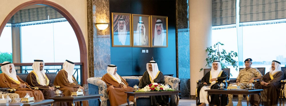 سمو ولي العهد: نشيد بالدور الكبير الذي يقوم به منتسبو قوة الدفاع الأوفياء في الذود عن مكتسبات وطننا