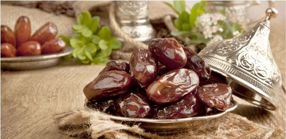 فوائده مُذهلة.. تناولوا التمر يومياً