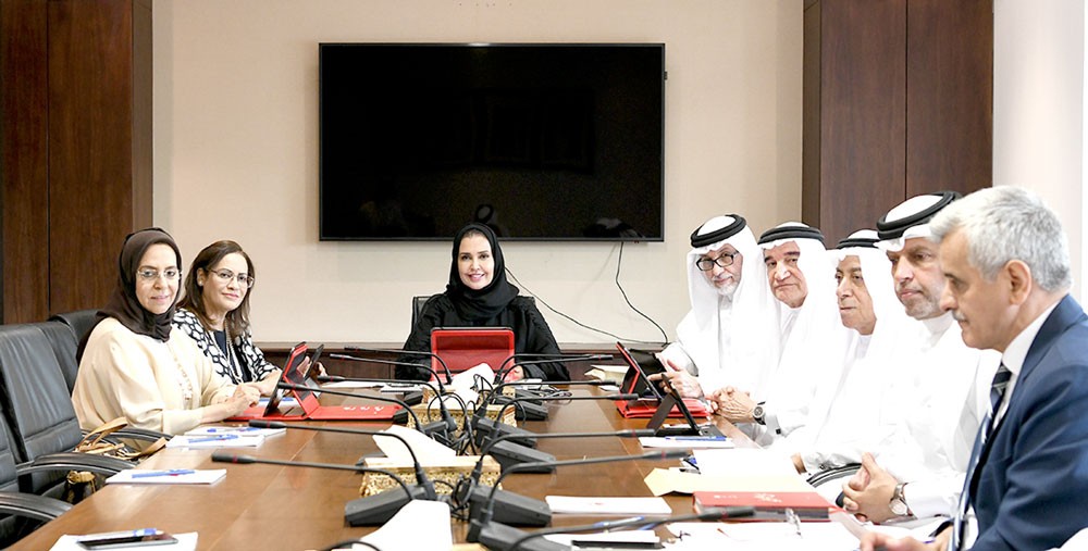 "خدمات الشورى" ترفع تقريرها النهائي بشأن مشروع قانون بإضافة فقرة جديدة لقانون تنظيم سوق العمل