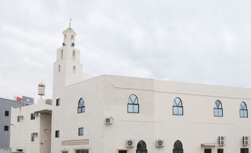 رئيس مجلس الأوقاف السنية يفتتح جامع سمو الشيخ خالد بن محمد