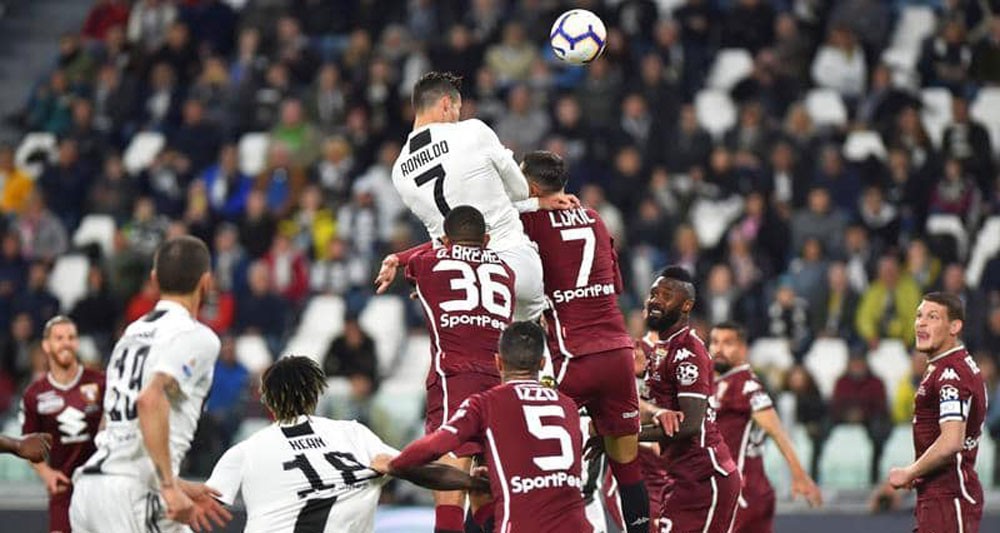 رونالدو يختار خليفة أليغري في تدريب يوفنتوس