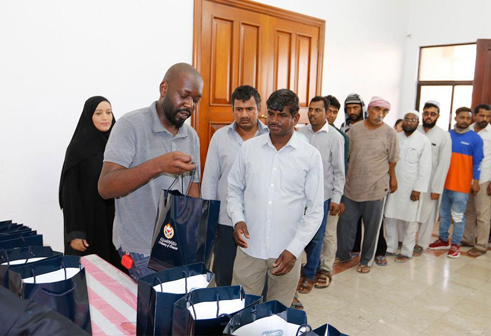 الجنسية والجوازات والإقامة تنظم حملة إفطار صائم تحت شعار "إقامة بلا مخالفات"