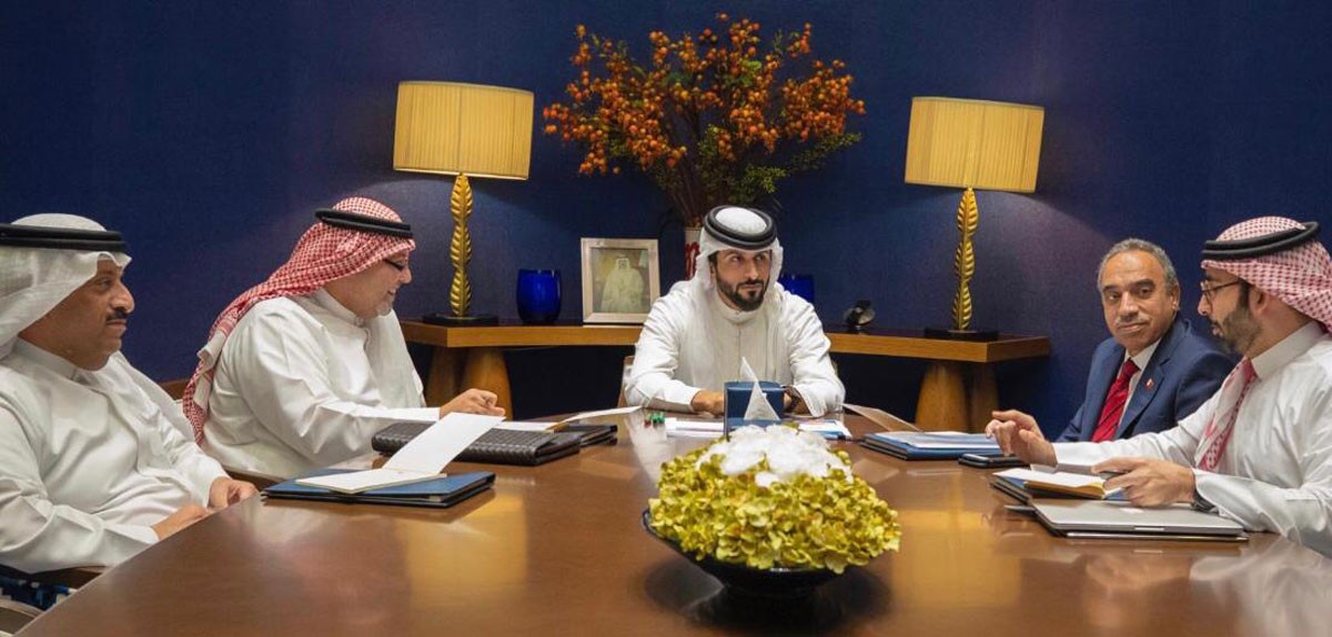 ناصر بن حمد: الملاعب ستوفر بيئة آمنة للشباب لممارسة الرياضة المحببة لهم بفرجانهم