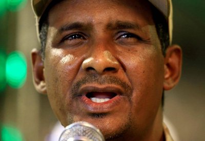  المجلس العسكري يحدد شرطه لتسليم السلطة في السودان