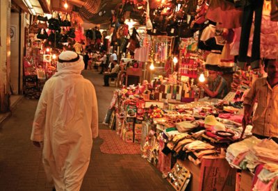 تجار: تنامي الحركة التجارية قبيل العيد