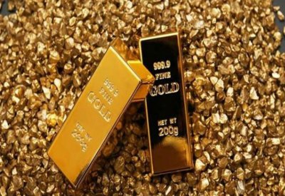 الذهب يبلغ أعلى مستوى في شهرين بفضل الإقبال على الملاذ الآمن