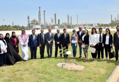 البتروكيماويات تفتتح حديقة الصداقة البحرينية الهندية لأشجار النيم داخل مجمعها الصناعي