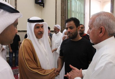 محافظ العاصمة يقدم واجب العزاء لعائلة النساء الثلاث الذين